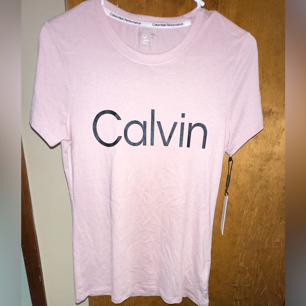 Brand New Calvin Klein women’s shirt